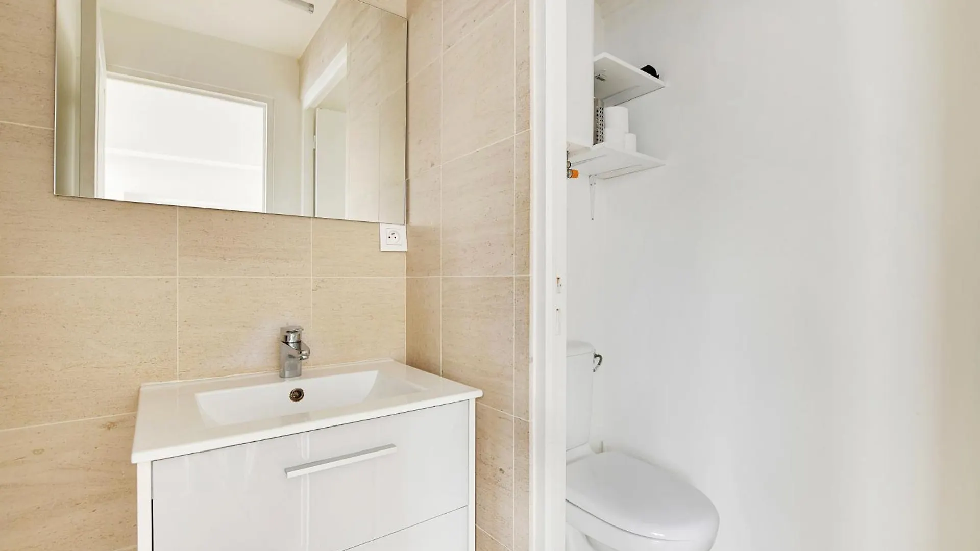 Pick A Flat'S Apartment In Louvre - Rue Saint-Anne Paris