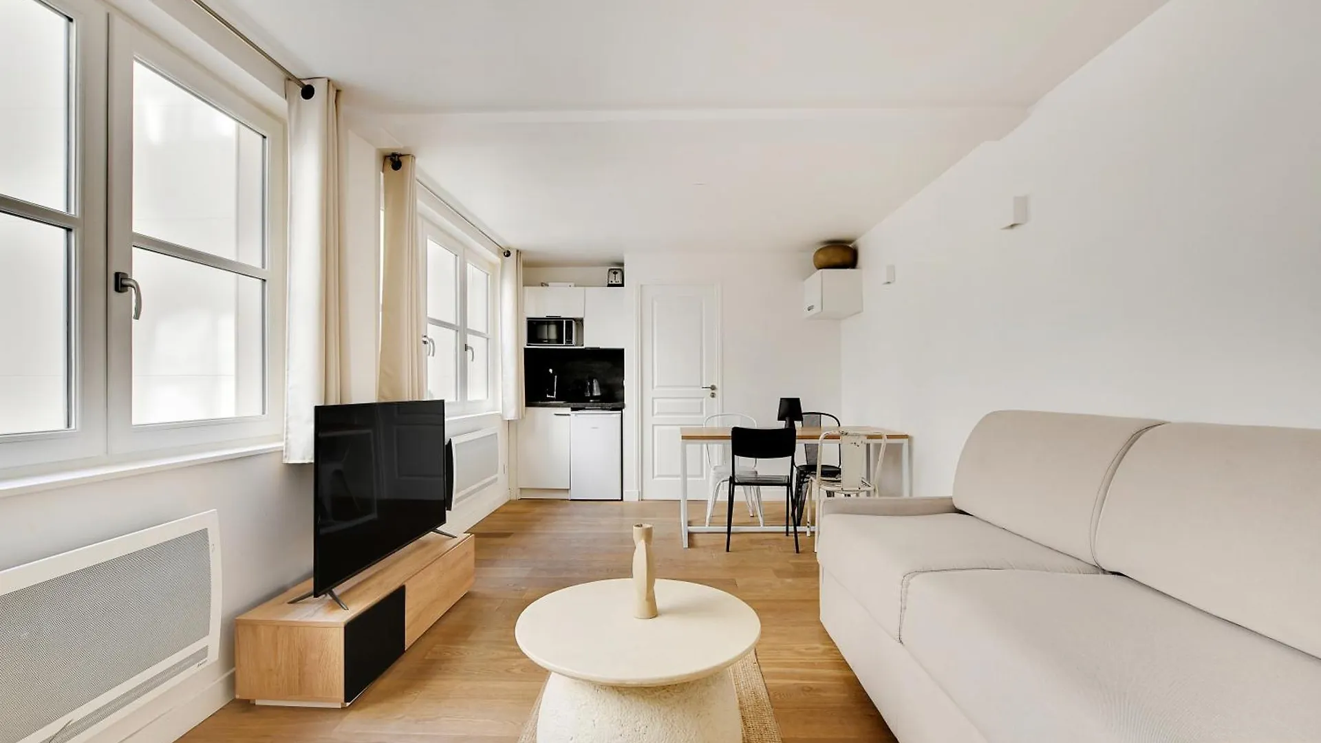 Pick A Flat'S Apartment In Louvre - Rue Saint-Anne Paris