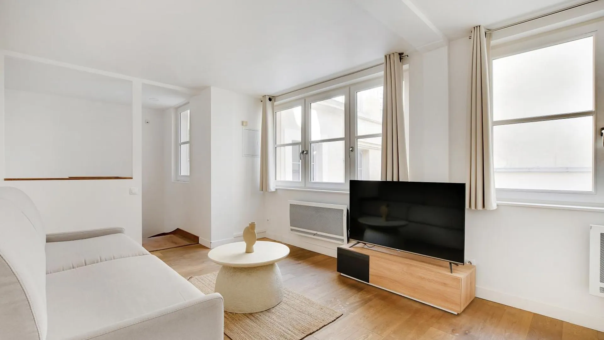 Pick A Flat'S Apartment In Louvre - Rue Saint-Anne باريس