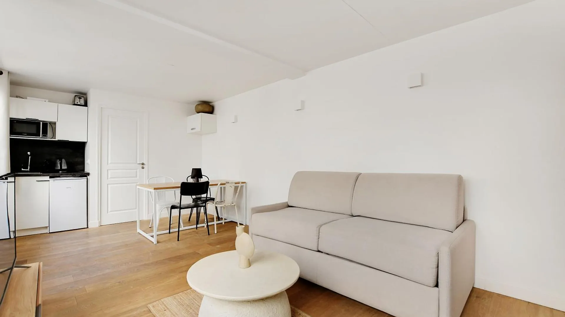 Pick A Flat'S Apartment In Louvre - Rue Saint-Anne باريس